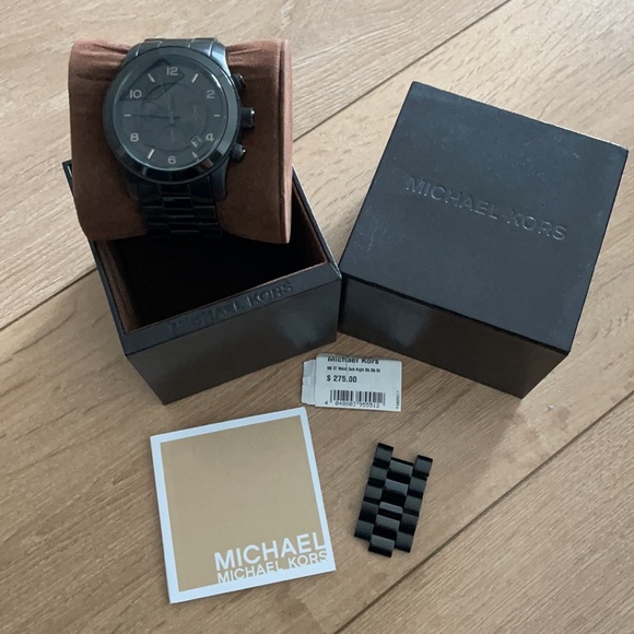 Michael Kors Watch - Picture 2 of 7